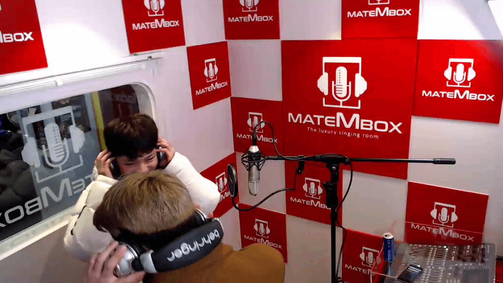 더네임_그녀를 찾아주세요_…