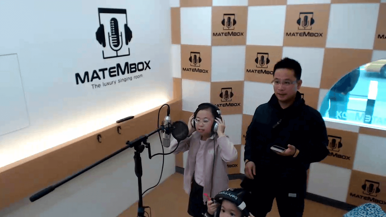 바람 부는 날 - 정유진 …