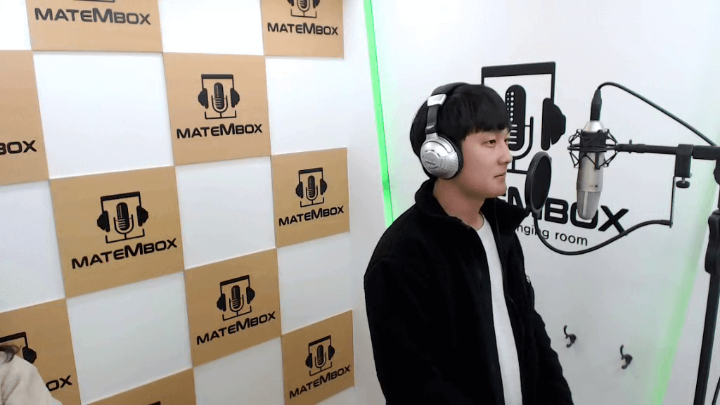 스탠딩에그_VOICE_신윤…